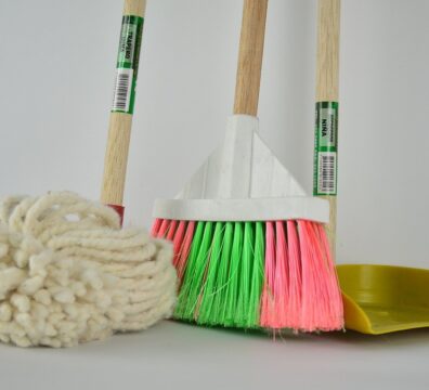 broom, ragpicker, mop-1837434.jpg